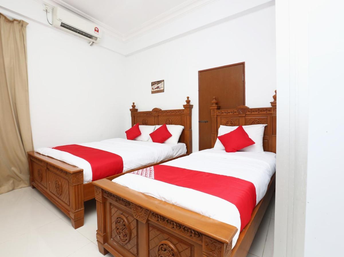 Super Oyo 89435 Nusantara Group Hotel Jertih Exterior photo