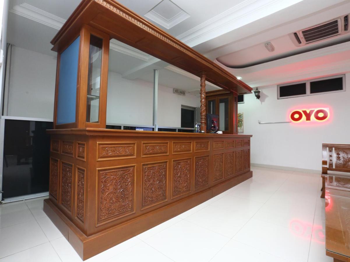 Super Oyo 89435 Nusantara Group Hotel Jertih Exterior photo